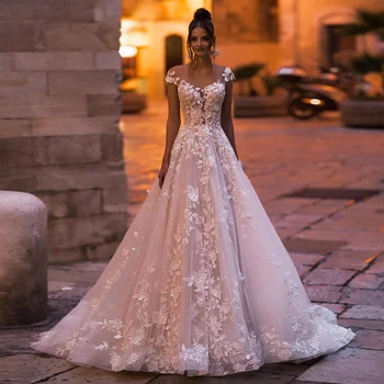 Луксозна сватбена рокля трапецовидна форма, с квадратна яка, без ръкав, кружевными апликации, с отворен гръб, с цветен модел, Robe De Mariée