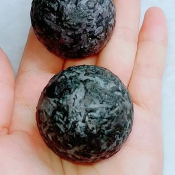 1 бр. натурален лилаво, маслинено углеродистый хондрит, дръжка за фитнес гандбола, игри на топка, енергия на магнитното поле, оригинален камък